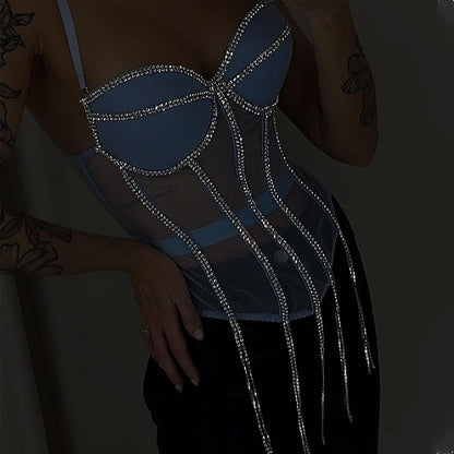 Ensemble deux pièces de lingerie en maille fine avec chaîne à la mode pour femmes