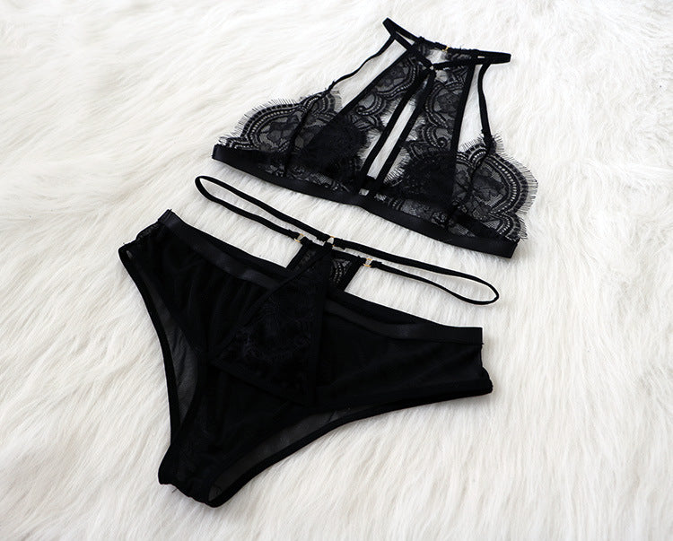 Traje sexy de lencería sexy de tres puntos con cuello halter de encaje