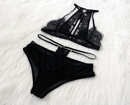 Traje sexy de lencería sexy de tres puntos con cuello halter de encaje