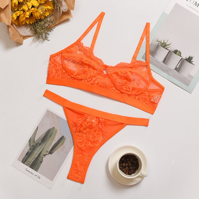 Conjunto de lencería sexy de encaje sin aro de acero.