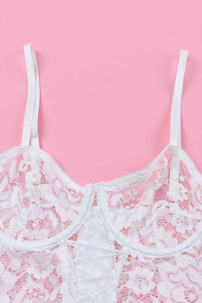 Ensemble de lingerie à lacets et volants