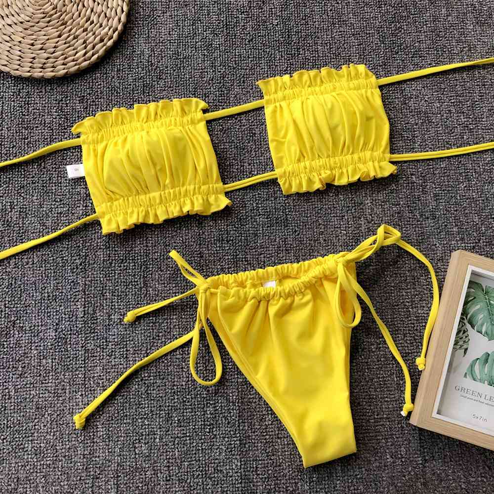 Ensemble de bikini froncé à volants