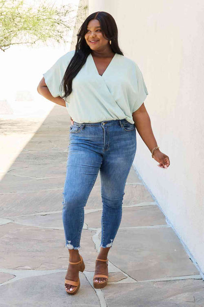 Body con sobrepelliz de tamaño completo de HEYSON On The Daily