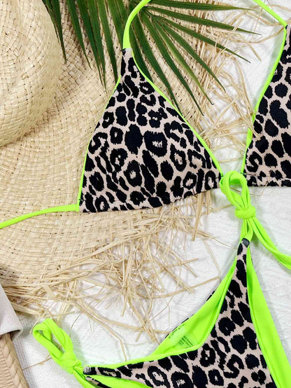 Ensemble de bikini imprimé léopard à col licou et noué sur les côtés